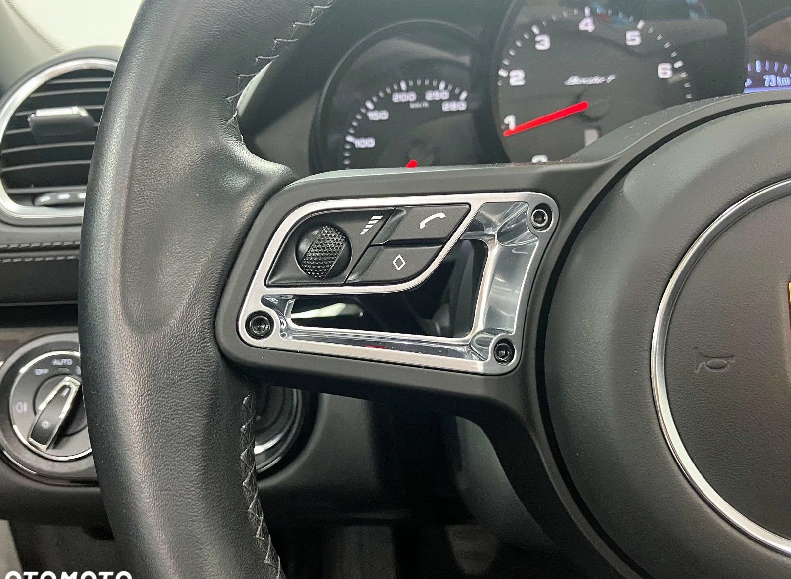 Porsche 718 Boxster cena 319000 przebieg: 35208, rok produkcji 2020 z Andrychów małe 781